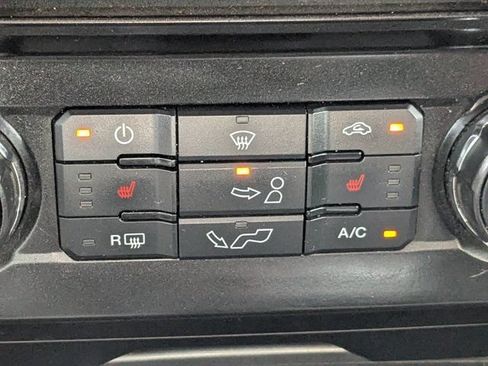 Used 2015 Ford F150 XLT w/ Equipment Group 302A Luxury AWD/4WD image 20