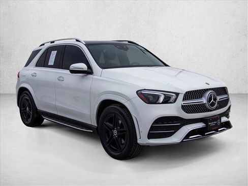 Used 2022 Mercedes-Benz GLE 350 4MATIC image 3