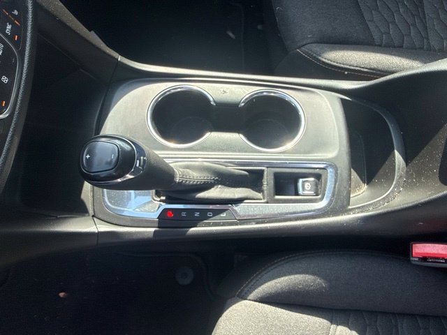 Used 2020 Chevrolet Equinox LT FWD image 19