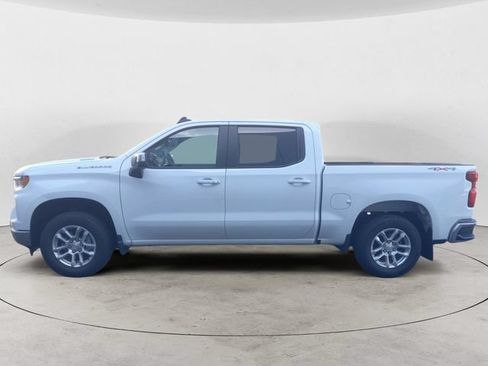 Certified 2026 Chevrolet Silverado 1500 LT AWD/4WD image 2