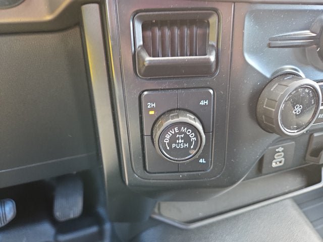 Used 2025 Ford F150 XL w/ Equipment Group 103A High AWD/4WD image 17