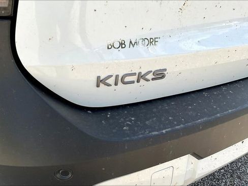 New 2026 Nissan Kicks SV w/ SV Premium Package image 8