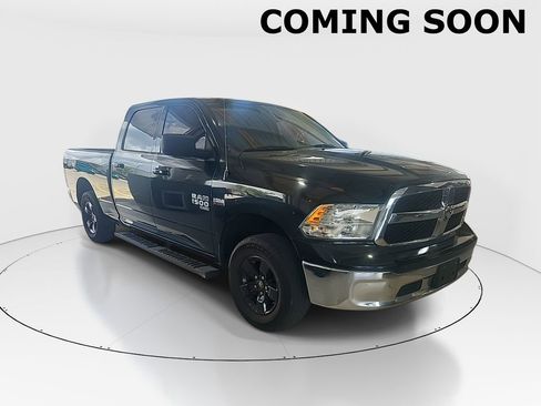Used 2019 RAM 1500 Classic SLT image 1