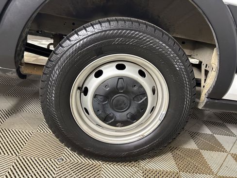 Used 2020 Ford Transit 250 Low Roof image 32