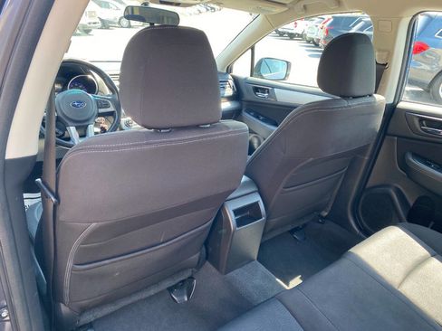 Used 2017 Subaru Legacy 2.5i Premium image 22