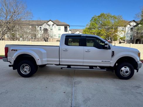 Used 2017 Ford F350 Lariat w/ FX4 Off-Road Package image 6