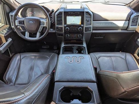 Used 2017 Ford F250 King Ranch w/ FX4 Off-Road Package AWD/4WD image 16