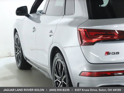 Used 2023 Audi SQ5 Premium Plus AWD/4WD image 6