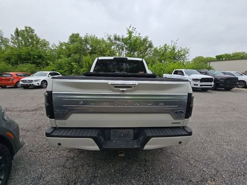 Used 2019 Ford F150 Platinum w/ Equipment Group 701A Luxury AWD/4WD image 6