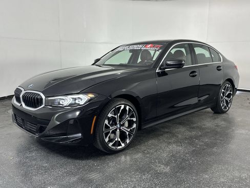 Used 2025 BMW 330i Sedan w/ Premium Package RWD image 4