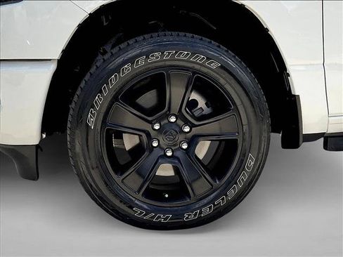 Used 2024 RAM 1500 Big Horn AWD/4WD image 10