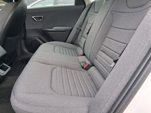 Used 2025 Kia K4 EX image 12