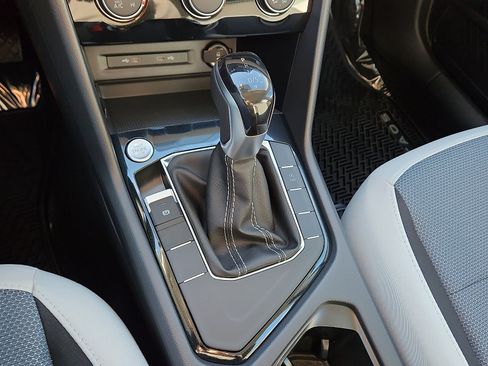 New 2026 Volkswagen Taos S image 14