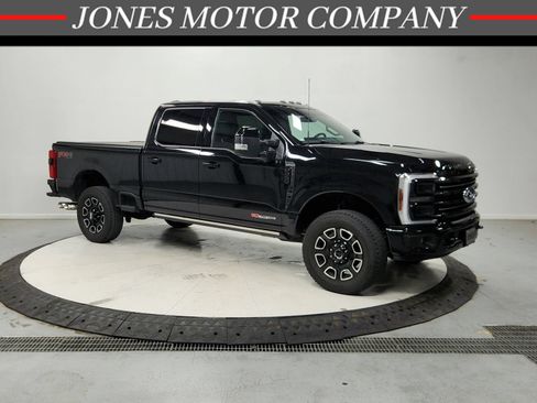 Used 2026 Ford F250 Platinum AWD/4WD image 1