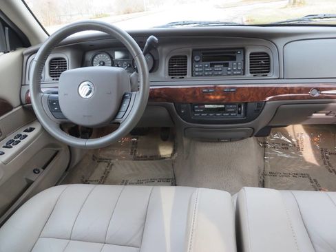 Used 2006 Mercury Grand Marquis LS image 16
