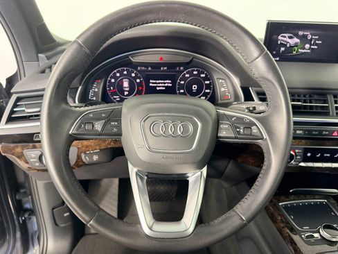 Used 2019 Audi Q7 3.0T Premium Plus w/ Premium Plus Package AWD/4WD image 11