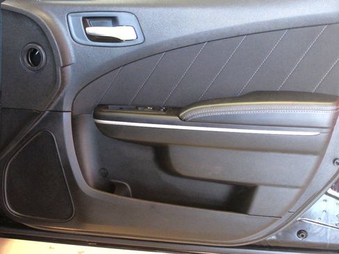 Used 2023 Dodge Charger SXT RWD image 10