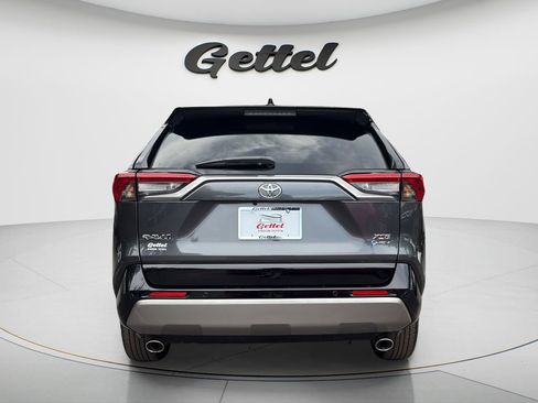 Used 2025 Toyota RAV4 XSE w/ Advanced Technology Package AWD/4WD image 6