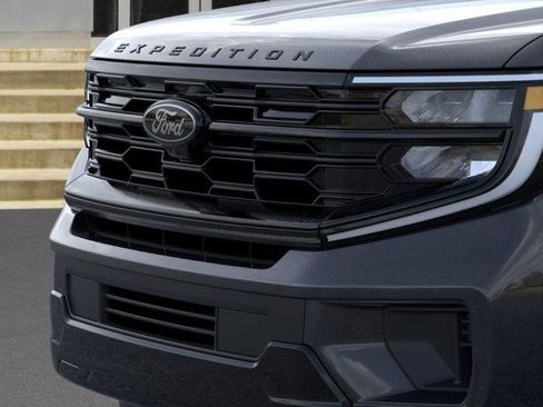 New 2026 Ford Expedition Max Platinum w/ Stealth Performance Package image 17
