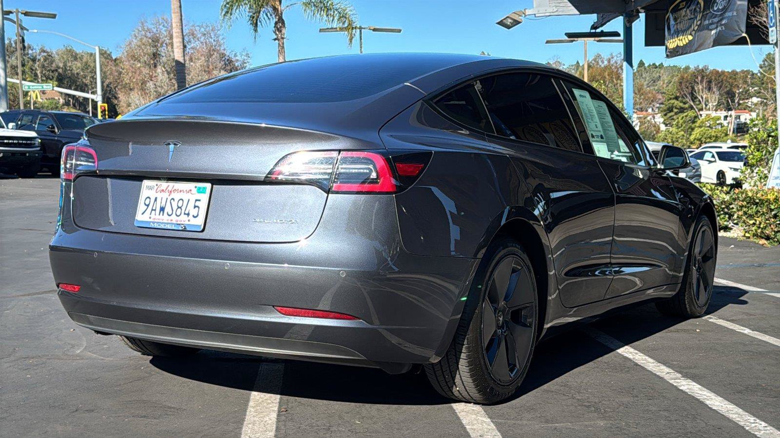 Used 2022 Tesla Model 3 Long Range AWD/4WD image 15