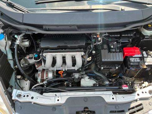 Used 2011 Honda Fit Sport image 19