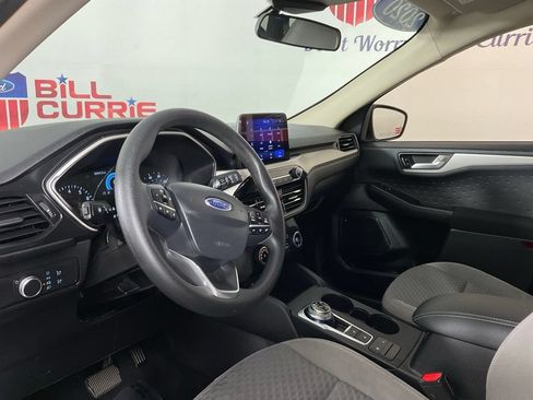 Certified 2020 Ford Escape SE FWD image 12