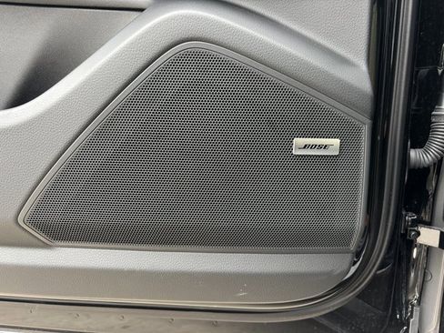 Certified 2025 Porsche Cayenne Coupe image 24