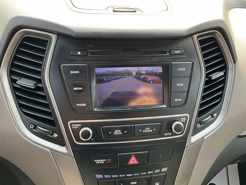 Used 2017 Hyundai Santa Fe Sport AWD/4WD image 32