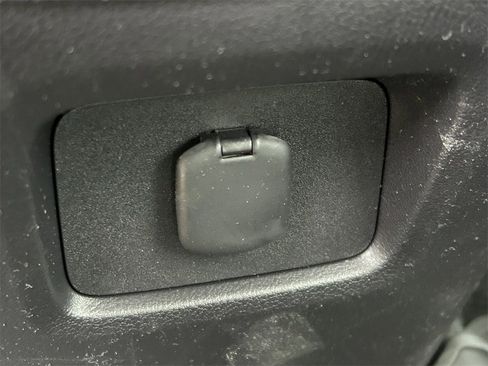 Used 2026 Toyota Grand Highlander XLE image 23