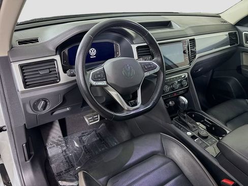 Used 2023 Volkswagen Atlas SEL Premium image 10