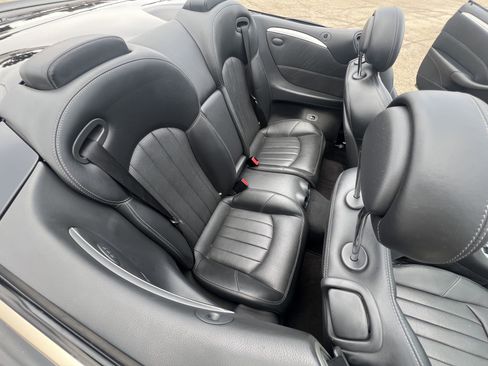 Used 2005 Mercedes-Benz CLK 55 AMG Cabriolet image 48
