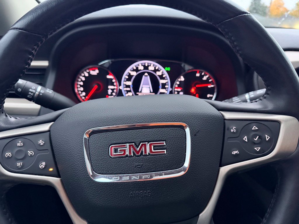 Certified 2021 GMC Acadia Denali w/ Denali Technology Package AWD/4WD image 16