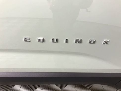 New 2026 Chevrolet Equinox LT w/ Convenience Package II image 24