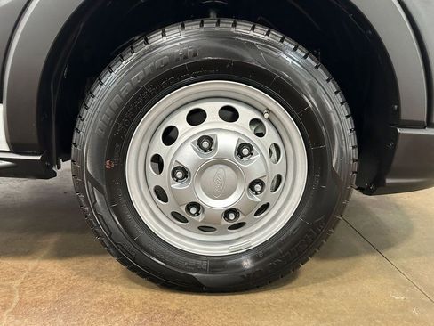 Used 2023 Ford Transit 350 DRW AWD image 99