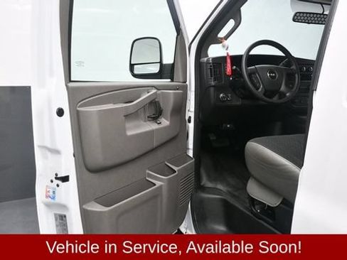 Used 2025 GMC Savana 2500 w/ Driver Convenience Package RWD image 26