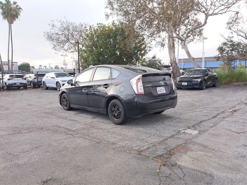 Used 2013 Toyota Prius Two image 4