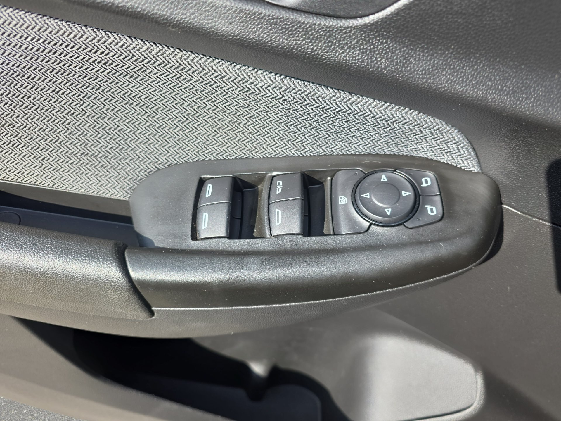 Used 2021 Chevrolet TrailBlazer LS FWD image 26