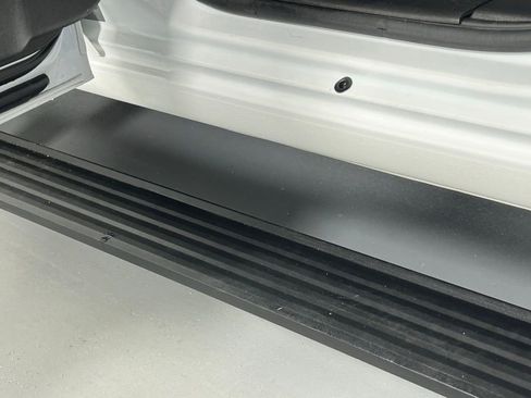 Used 2023 GMC Sierra 3500 AT4 image 32