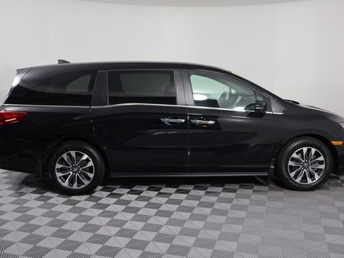 Used 2023 Honda Odyssey EX-L image 9