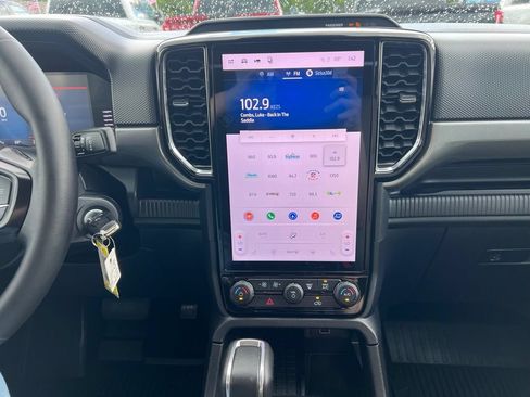 Used 2024 Ford Ranger XLT w/ Equipment Group 301A High AWD/4WD image 25