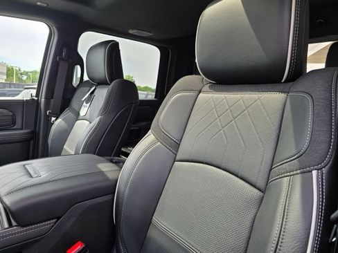 New 2026 RAM 3500 Limited AWD/4WD image 28