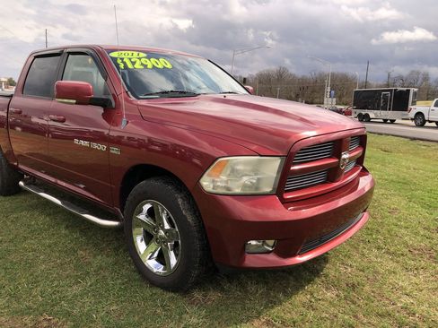Used 2011 RAM 1500 Sport w/ Sport Premium Group image 7