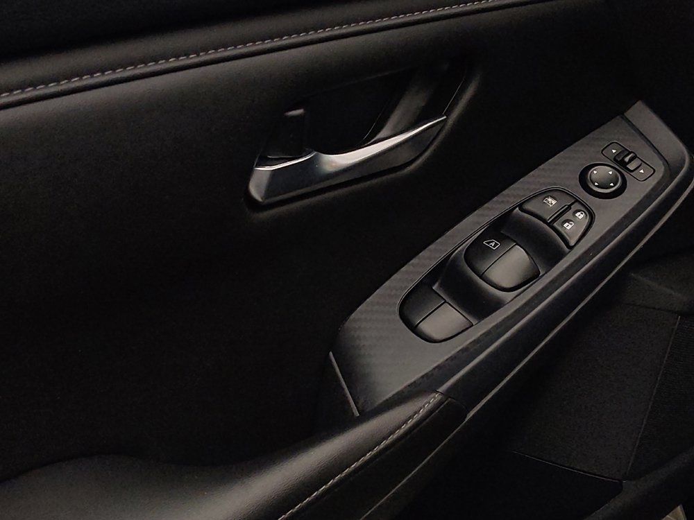 Used 2024 Nissan Sentra SV FWD image 27