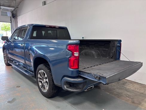 Used 2024 Chevrolet Silverado 1500 High Country w/ Z71 Off-Road Package AWD/4WD image 4