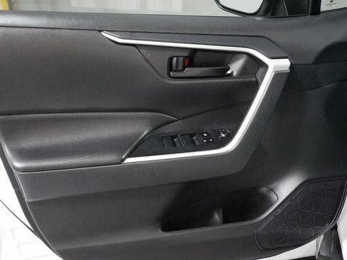 Certified 2024 Toyota RAV4 LE FWD image 28