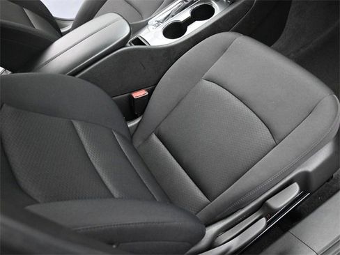 Used 2024 Chevrolet Malibu LT image 35