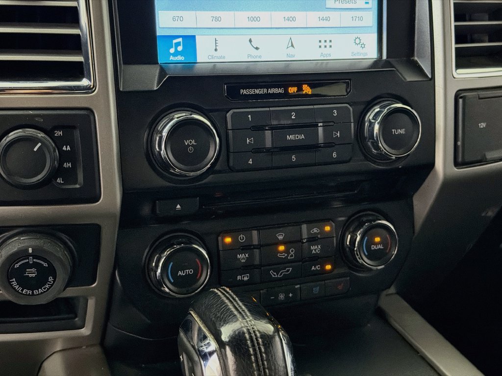 Used 2016 Ford F150 Lariat AWD/4WD image 19