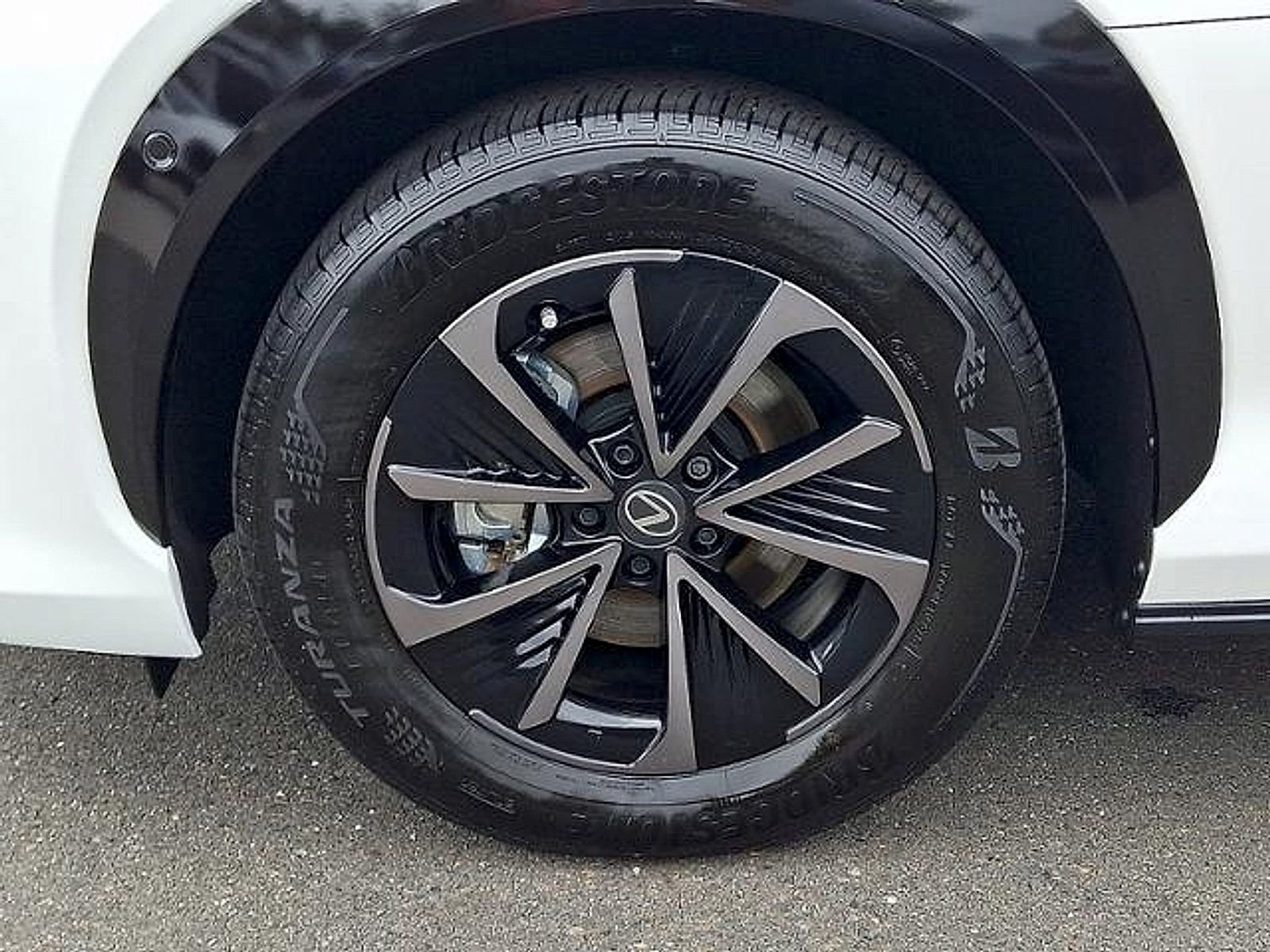 Used 2026 Lexus RZ 450e AWD w/ Technology Package image 24