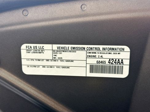 Used 2020 Jeep Compass Latitude image 17