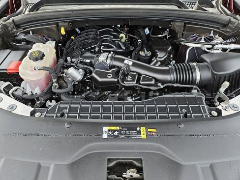 Used 2025 Jeep Grand Cherokee L Laredo AWD/4WD image 23